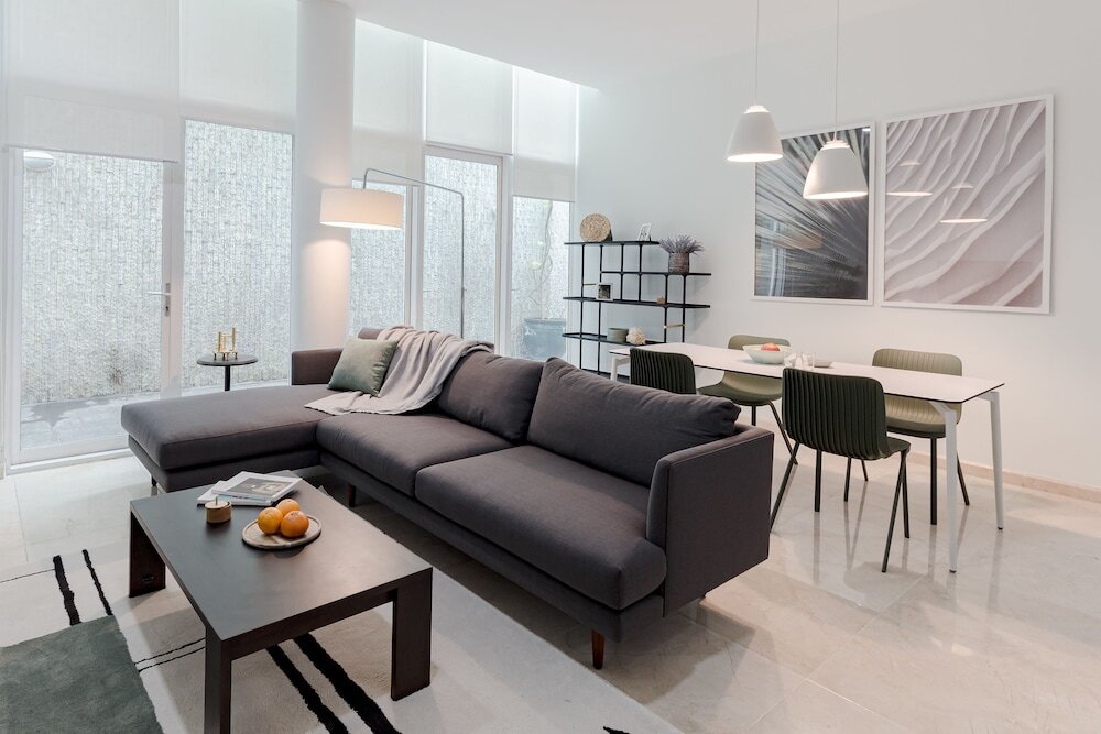 Хошимин: Blue Arch Suites - The Notre Dame Saigon
