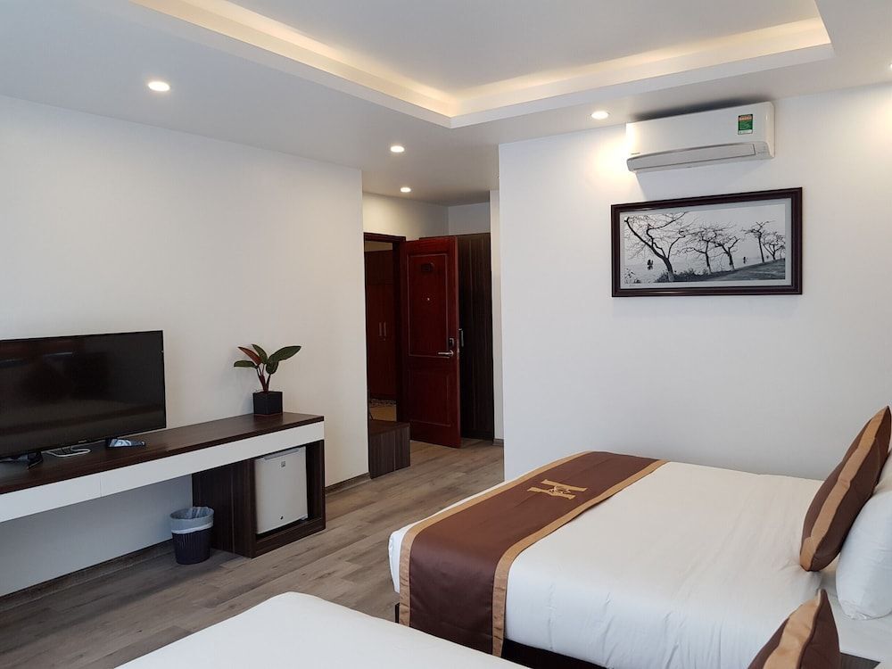 Халонг: Helenhalong Hotel