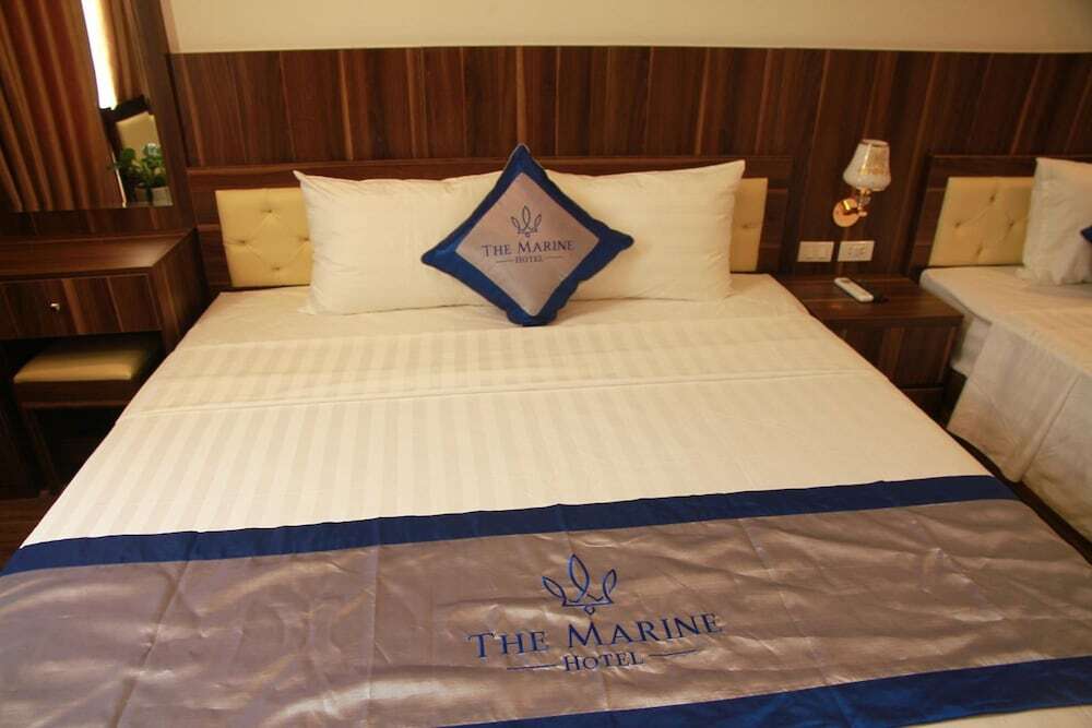 Халонг: The Marine Hotel