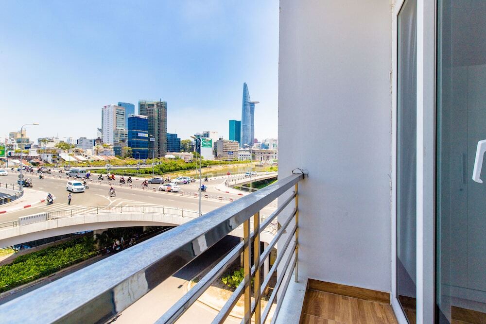 Хошимин: Cozrum Homes Riverside Ben Van Don