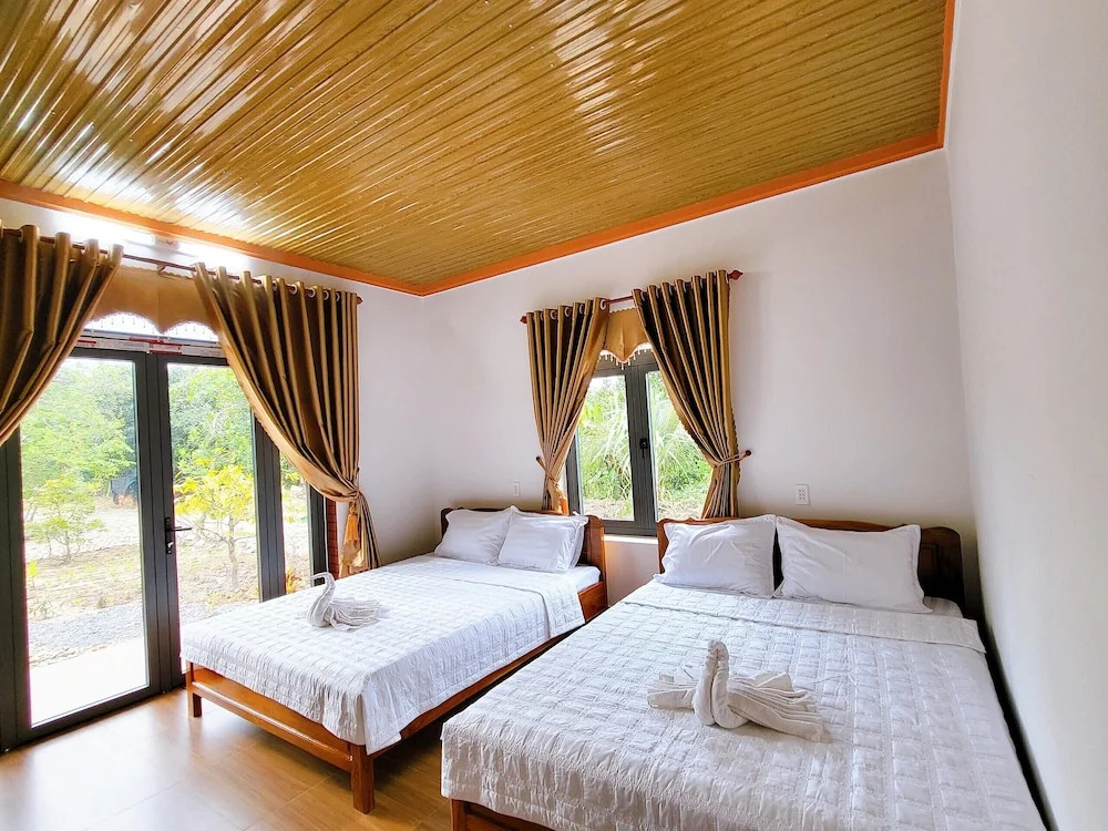 Да-Хуоай: Cat Tien Farmer Lodge