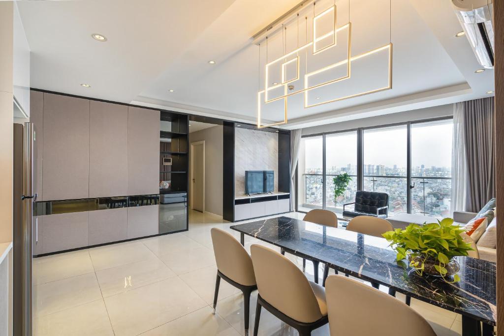 Хошимин: Justay Millennium Riverside