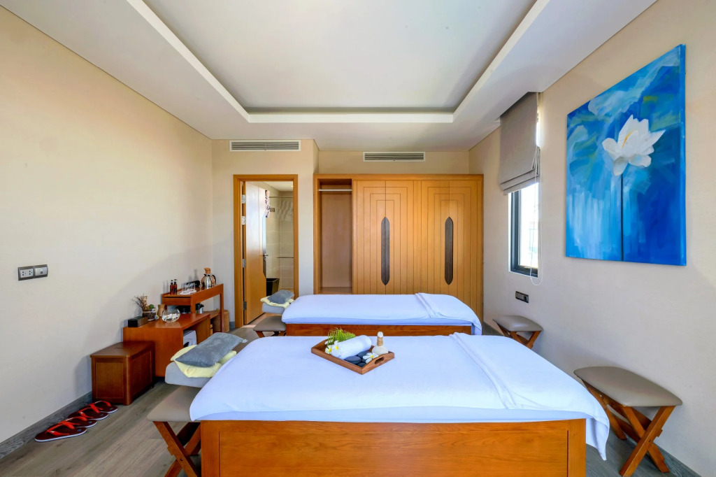 Камрань: Курортный Отель Wyndham Grand KN Paradise Cam Ranh