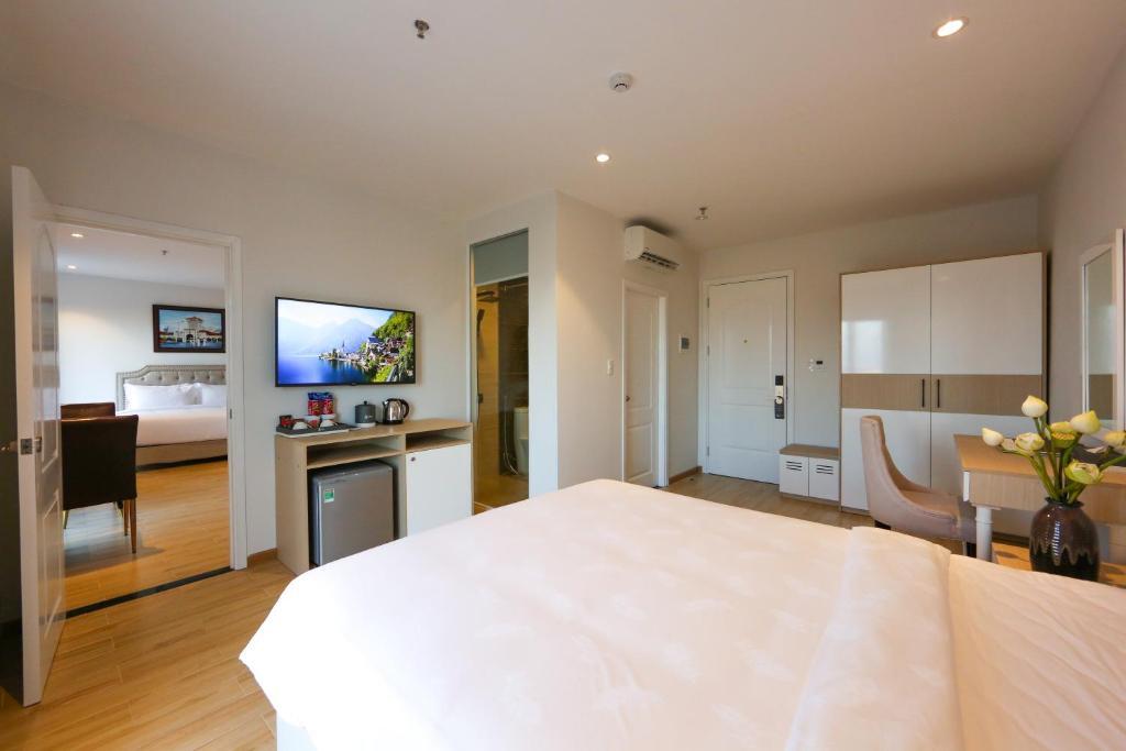 Дананг: RHM Luxury Hotel And Suite