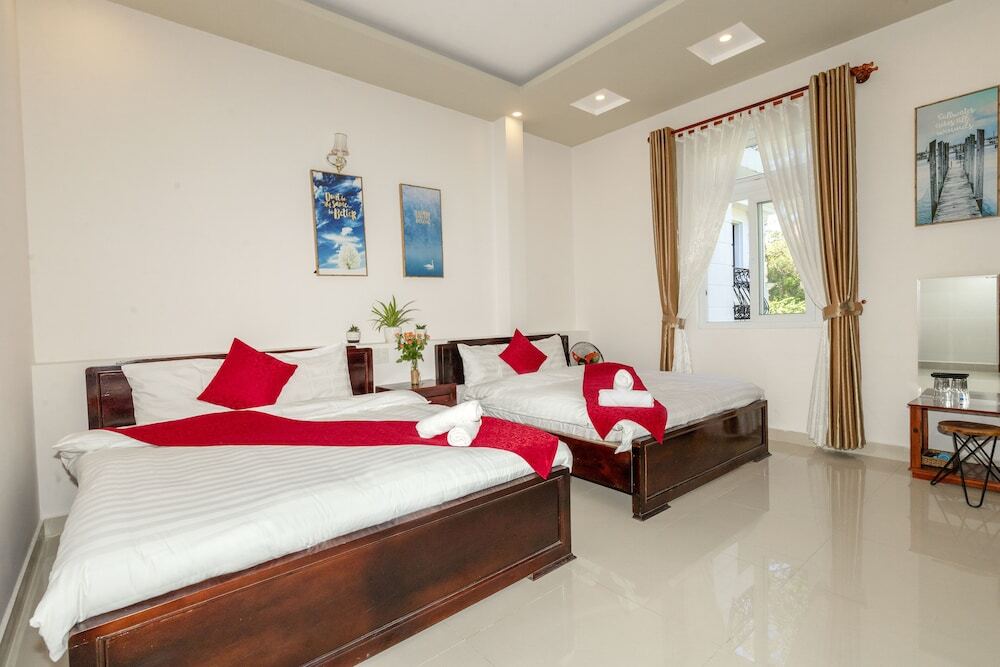 Далат: Conico Hotel