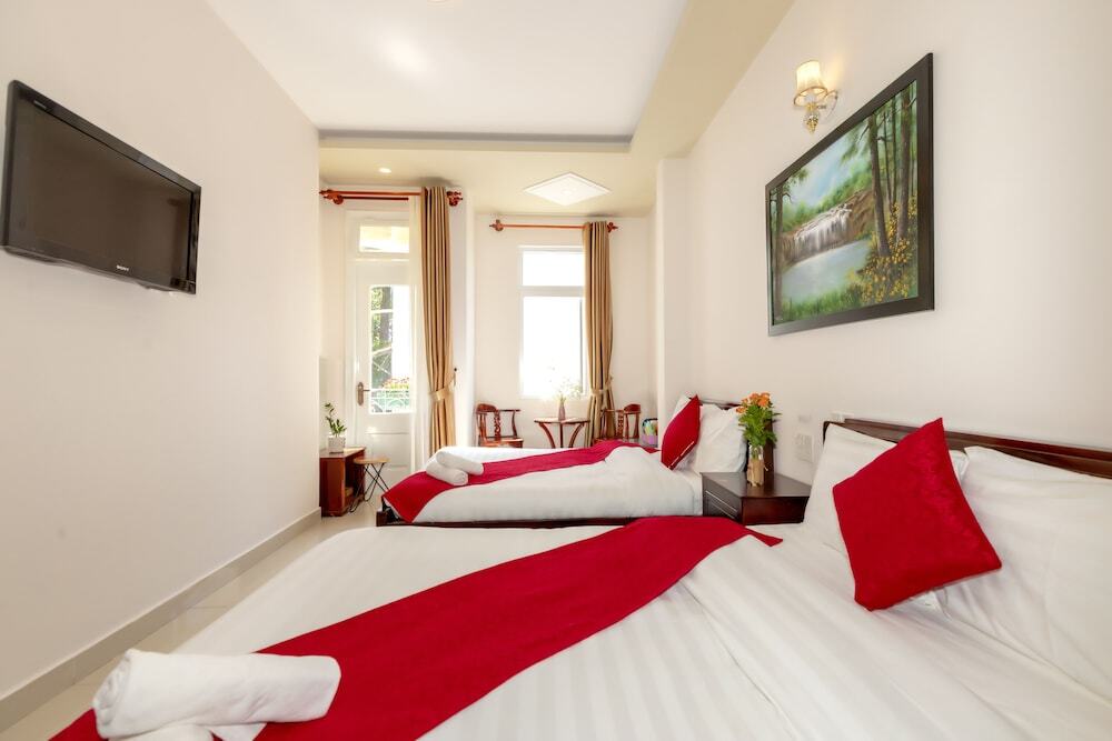 Далат: Conico Hotel