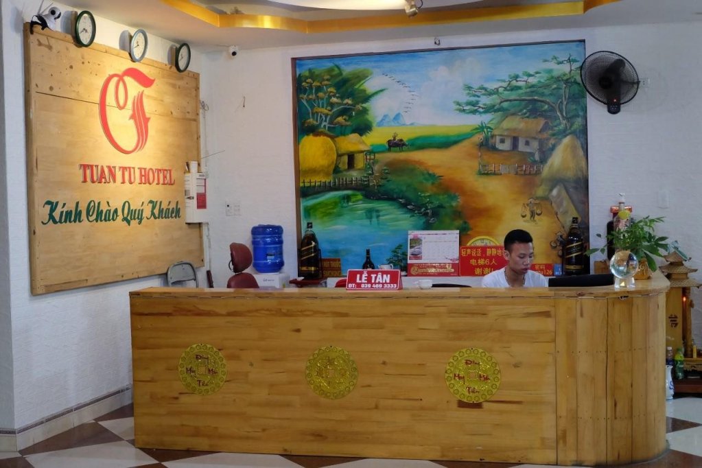 Бакнинь: Tuan Tu Hotel