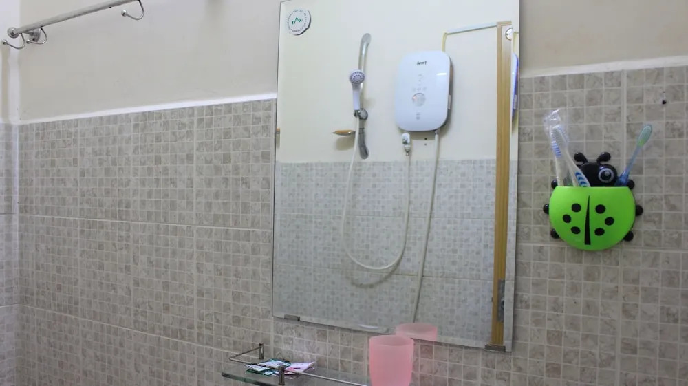 Рач-Гия: Bui Hostel