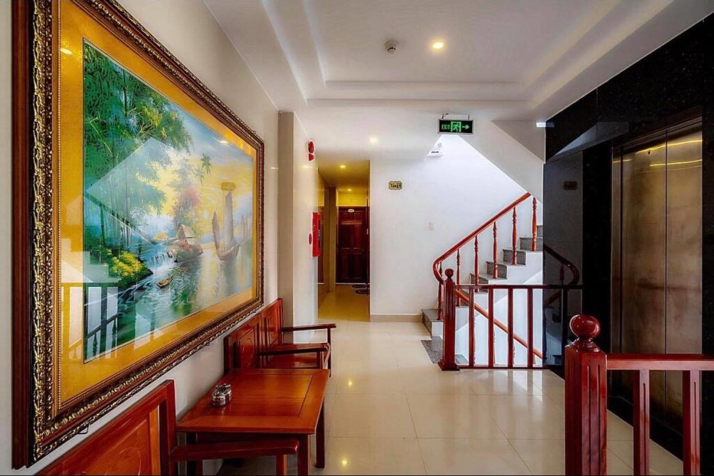 Дананг: Dubai Hotel