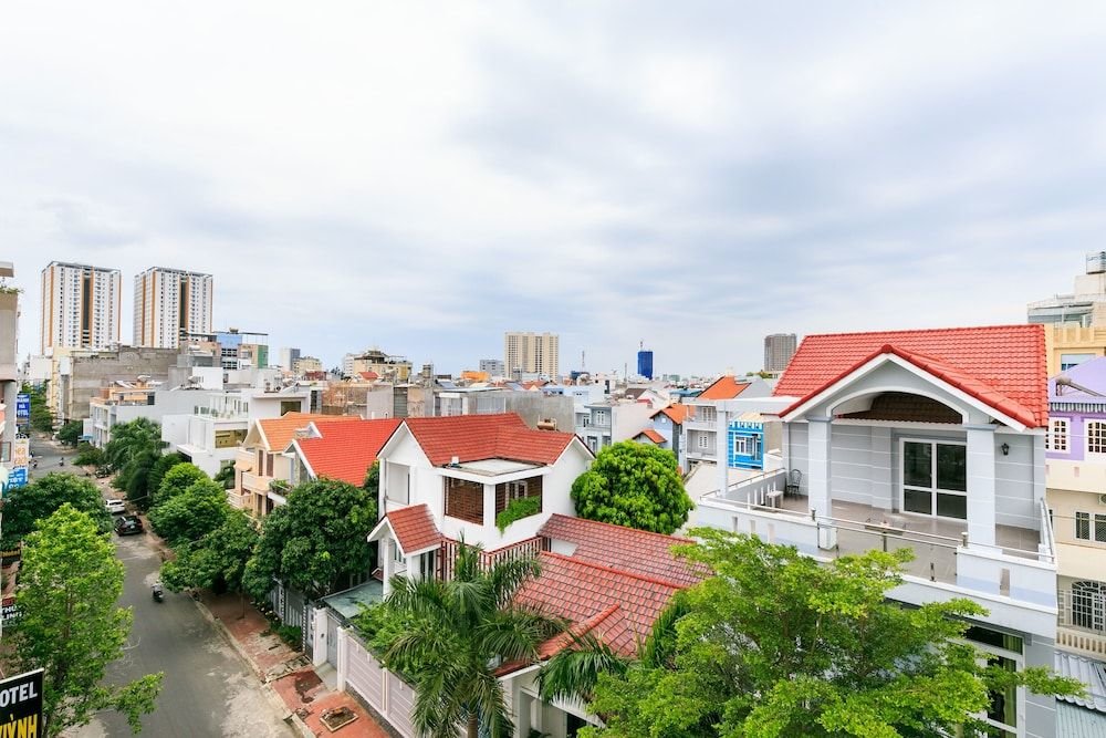 Вунгтау: Oyo 365 Rose Hotel