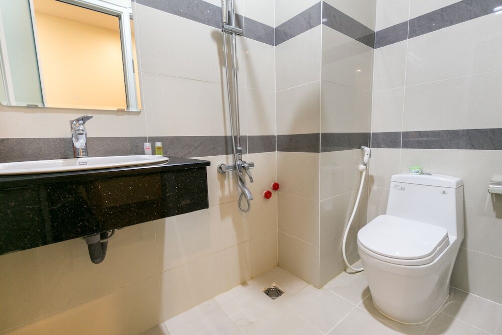 Вунгтау: Oyo 365 Rose Hotel
