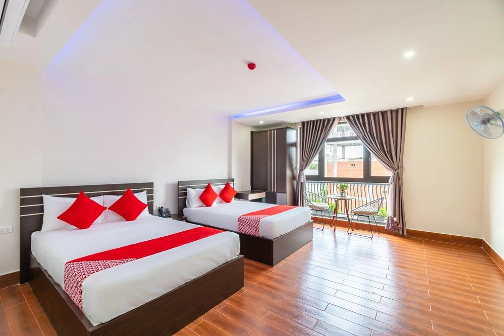 Дананг: Oyo 344 Three Girl Hotel & Apartment