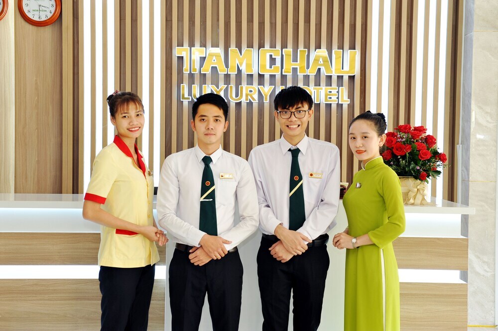 Да-Хуоай: Tam Chau Luxury Hotel