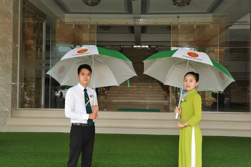 Да-Хуоай: Tam Chau Luxury Hotel