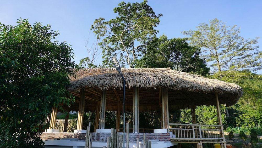 Маи-Чау: Ba Khan Village Resort