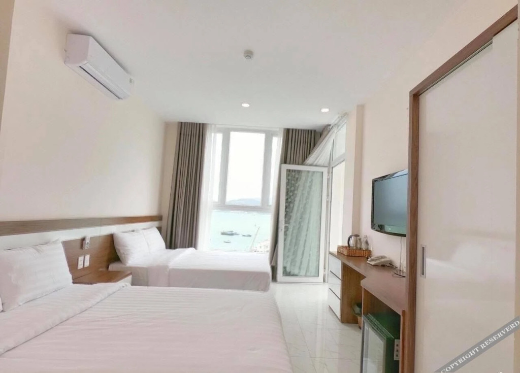 Нячанг: Cliff Hotel
