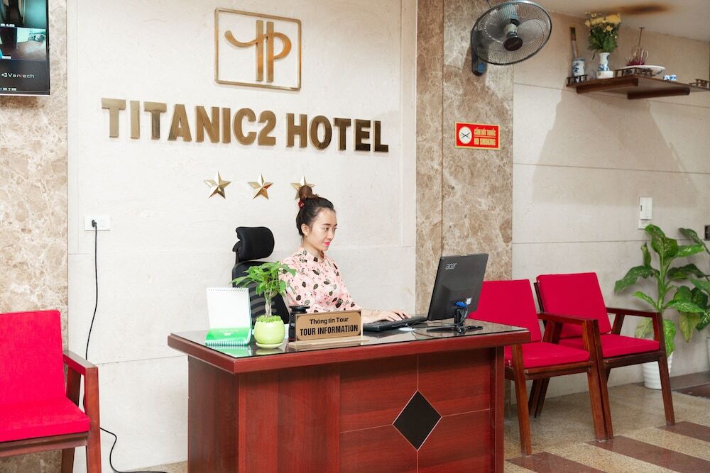 Ханой: Titanic 2 Hotel