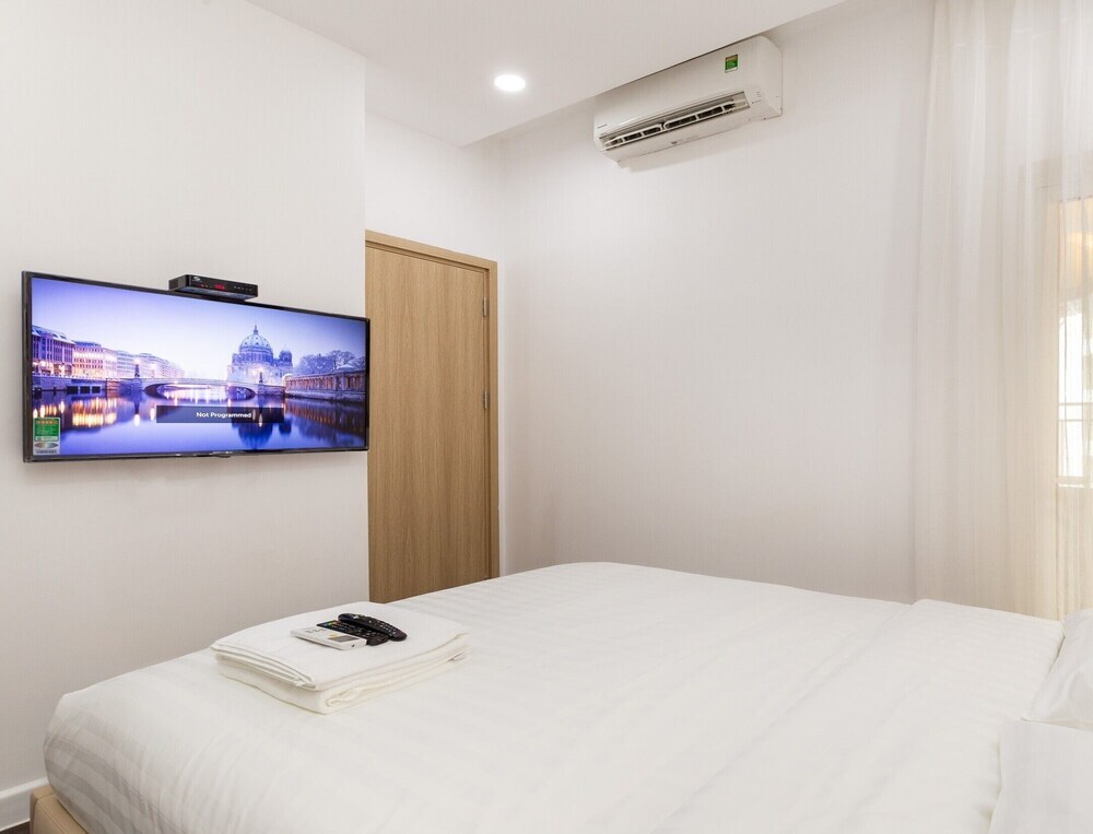 Хошимин: 21st Century Symphony