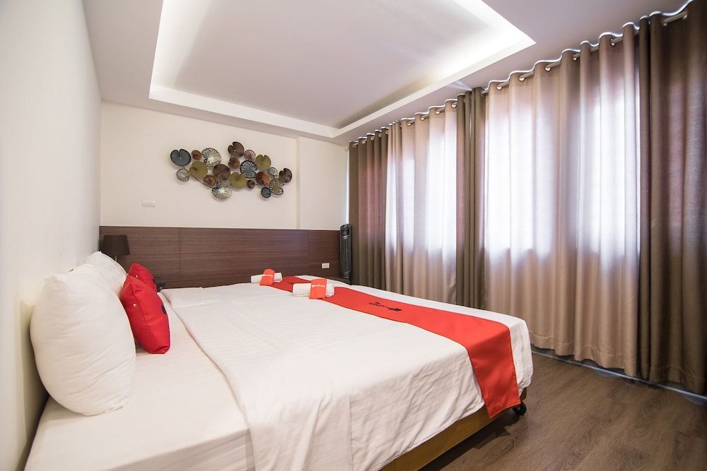 Ханой: RedDoorz near Giap Bat