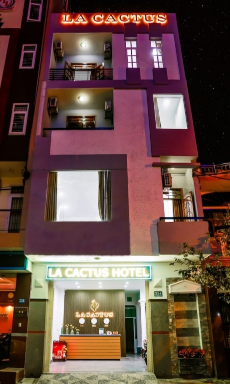 Куинён: La Cactus Hotel