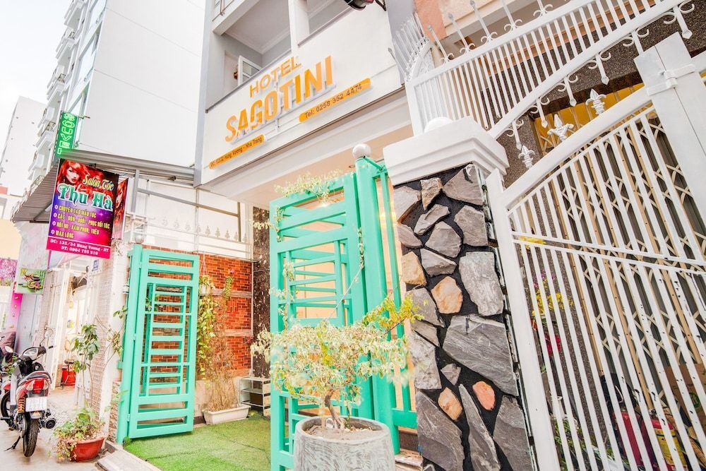 Нячанг: Oyo 788 Sagotini Hotel