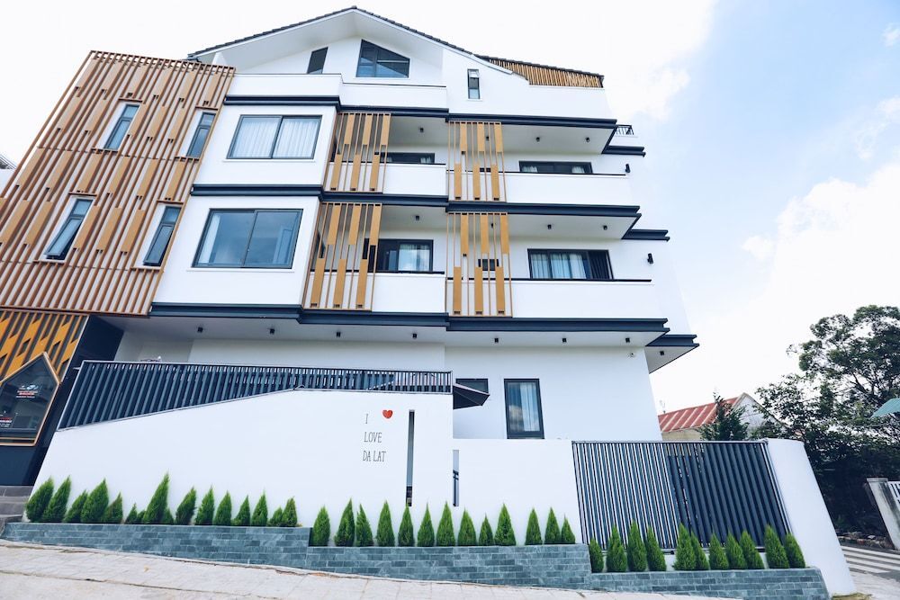 Далат: TTR Studio Apart Hotel
