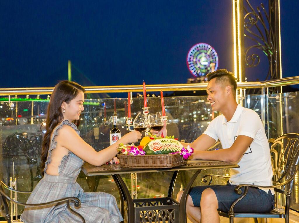 carousel image 0