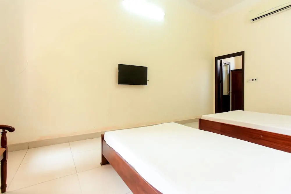Дананг: Oyo 810 My Khe Hotel