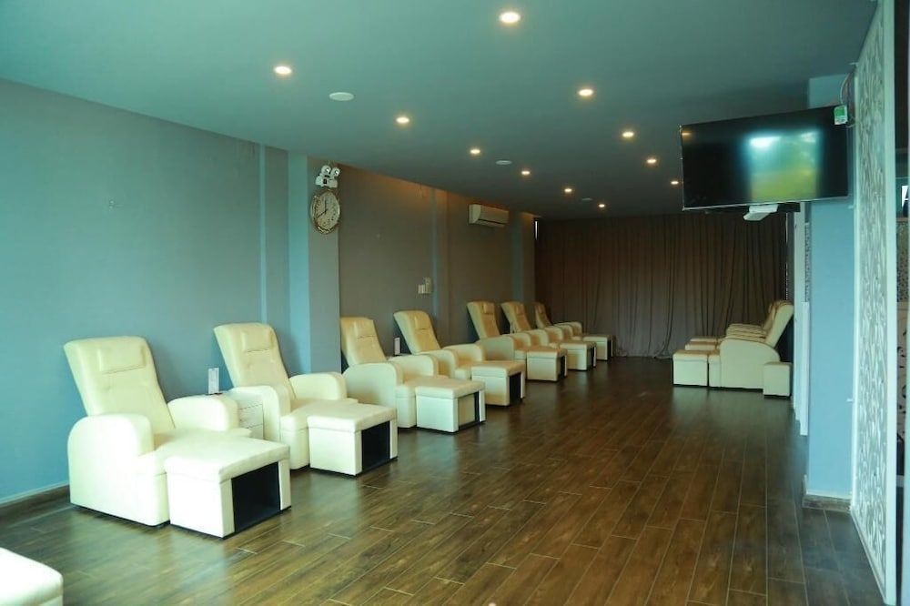 Тхузаумот: HANZ Premium Anh Duc 2 Hotel Binh Duong