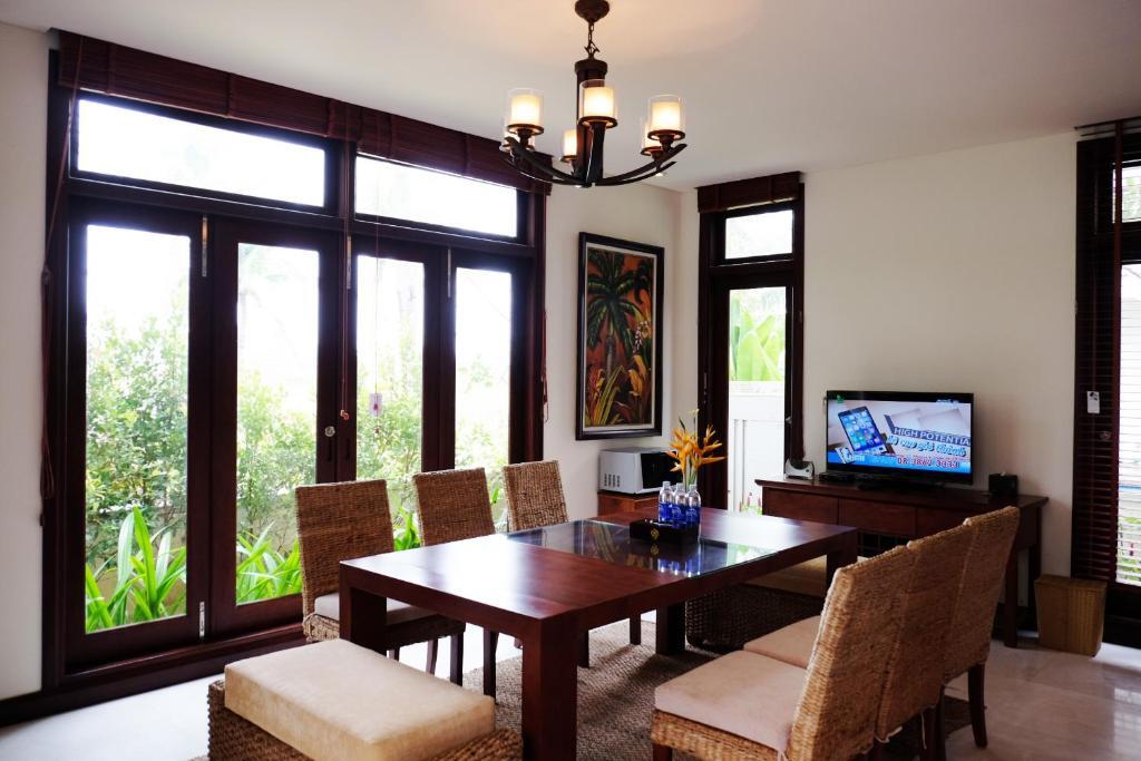 Дананг: 4BR Pearl Villa at Furramar Danang