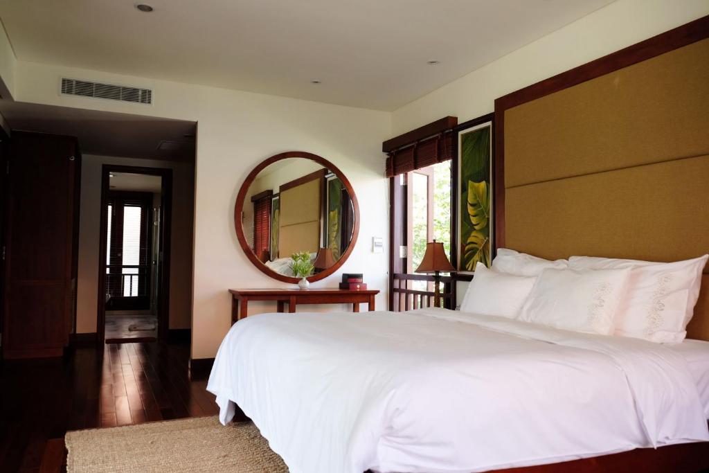 4BR Pearl Villa at Furramar Danang — фото 3