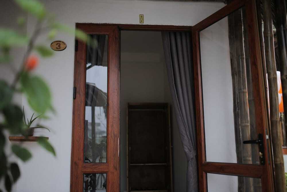 Хюэ: Hue River Side Villa