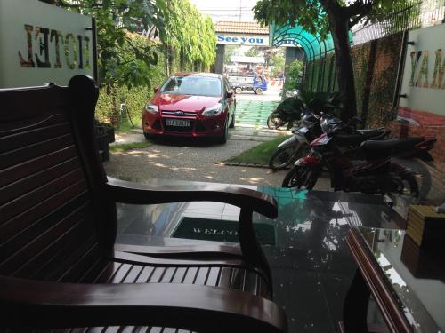 Пляж Thuan An: May Hotel