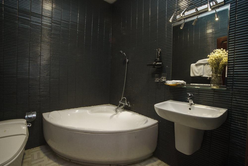 Хошимин: Senses Legend Hotel