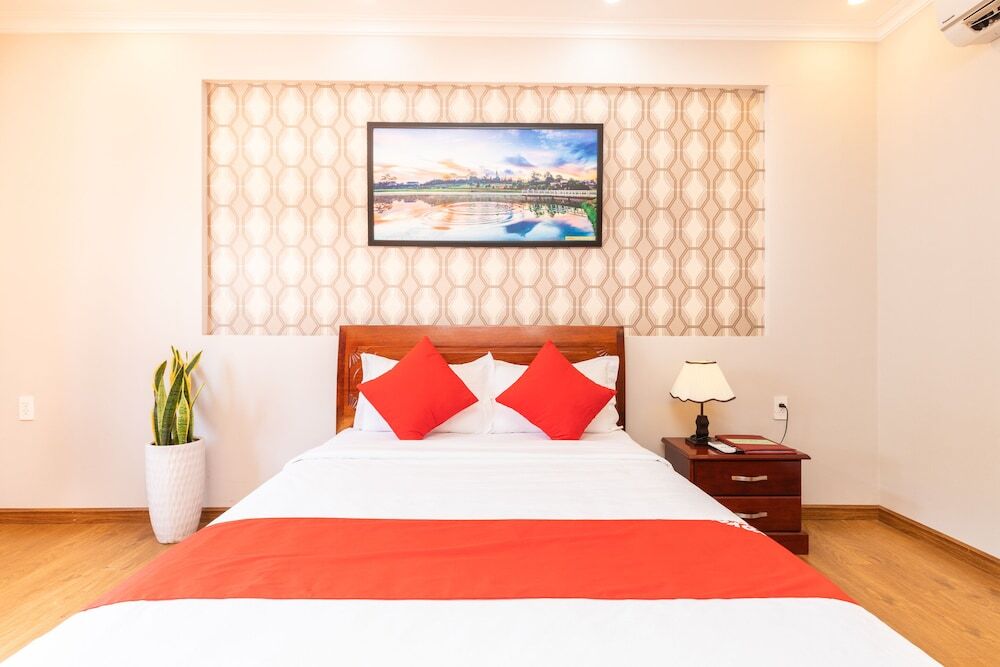 Вунгтау: Camy Hotel by OYO Rooms