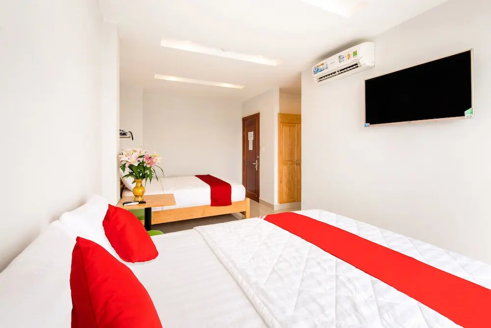 White 1 Hotel by OYO Rooms — фото 6