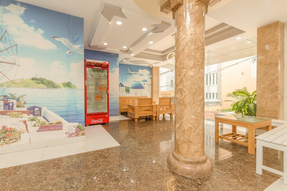Вунгтау: Hoang Truong Hotel by OYO Rooms