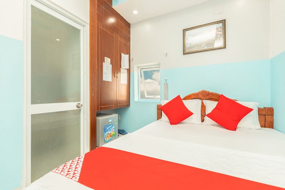 Hoang Truong Hotel by OYO Rooms — фото 5