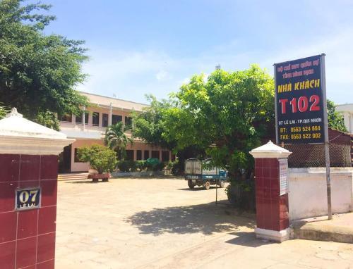 Куинён: T102 Guest House