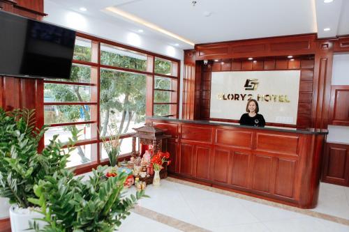 Бакнинь: Glory2hotel