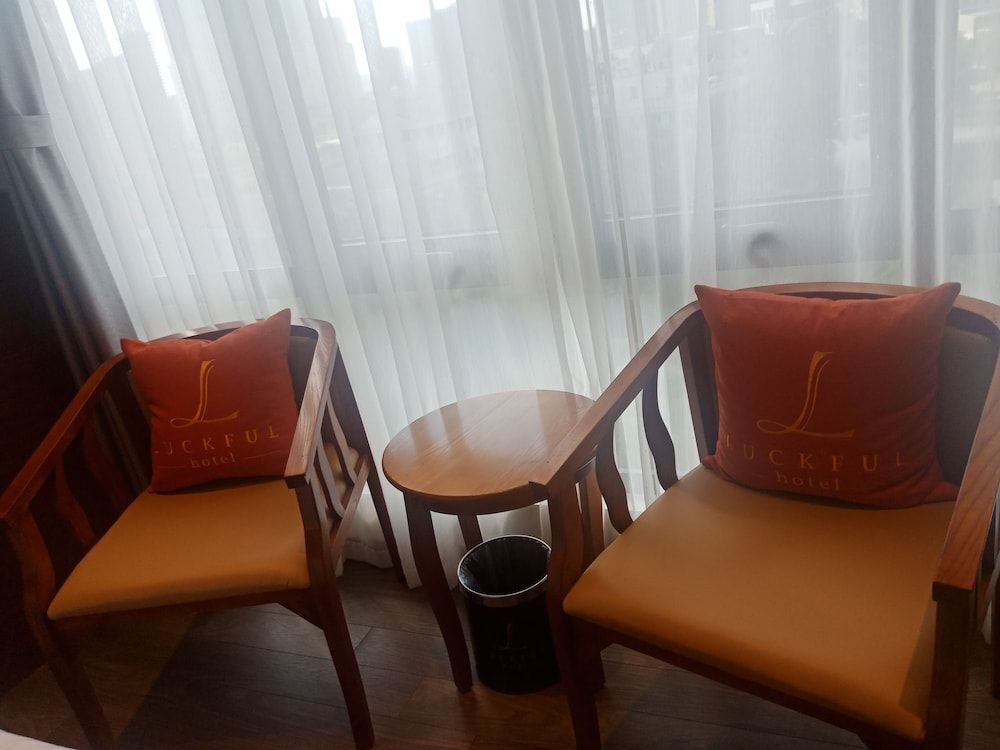 Ханой: Luckful Hotel