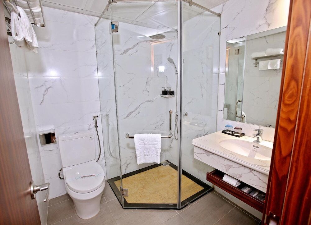 Ханой: Luckful Hotel