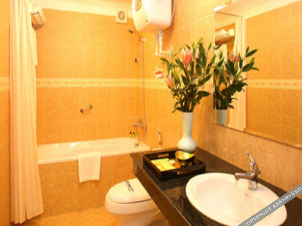 Ханой: Khách sạn APT-EZ Holiday, 9A Tống Duy Tân, Hà Nội, Việt Nam
