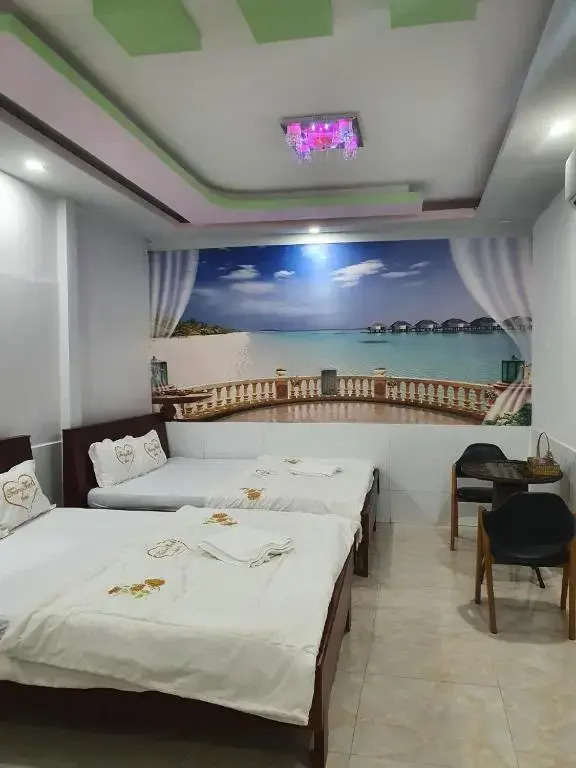 Бенче: Khach San Truong Thinh