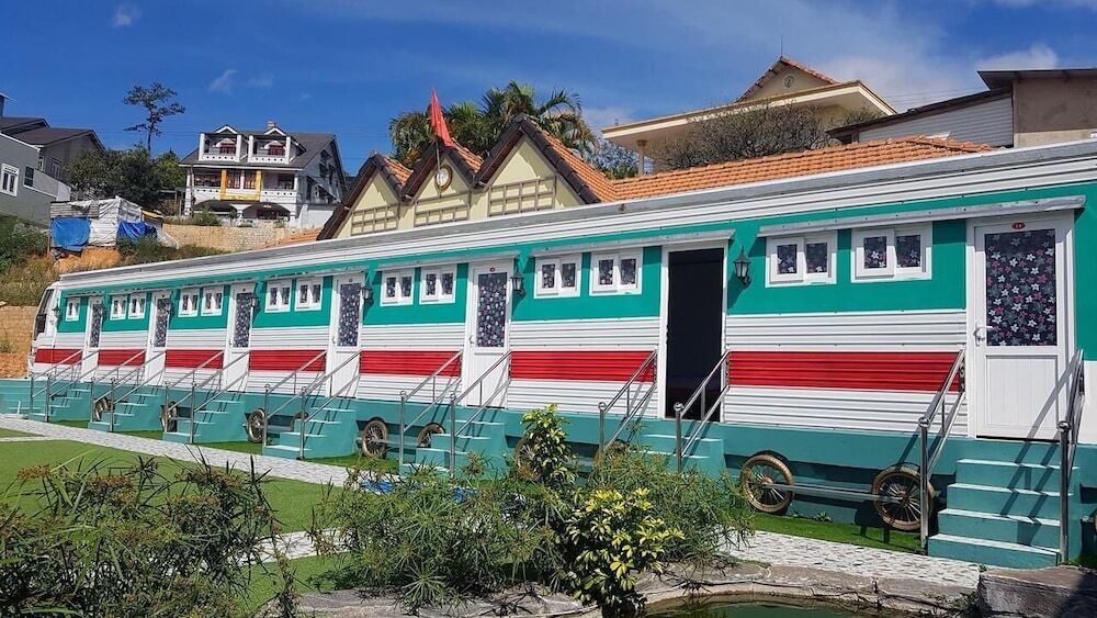 Далат: The Train Station Homestay