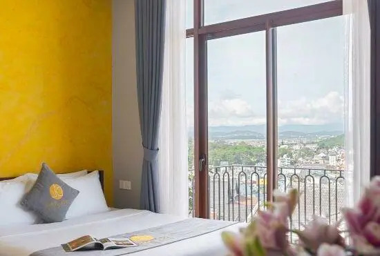 Далат: Duy Long Hotel