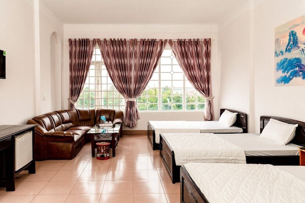 Буонматхуот: Hotel Ngoc Han
