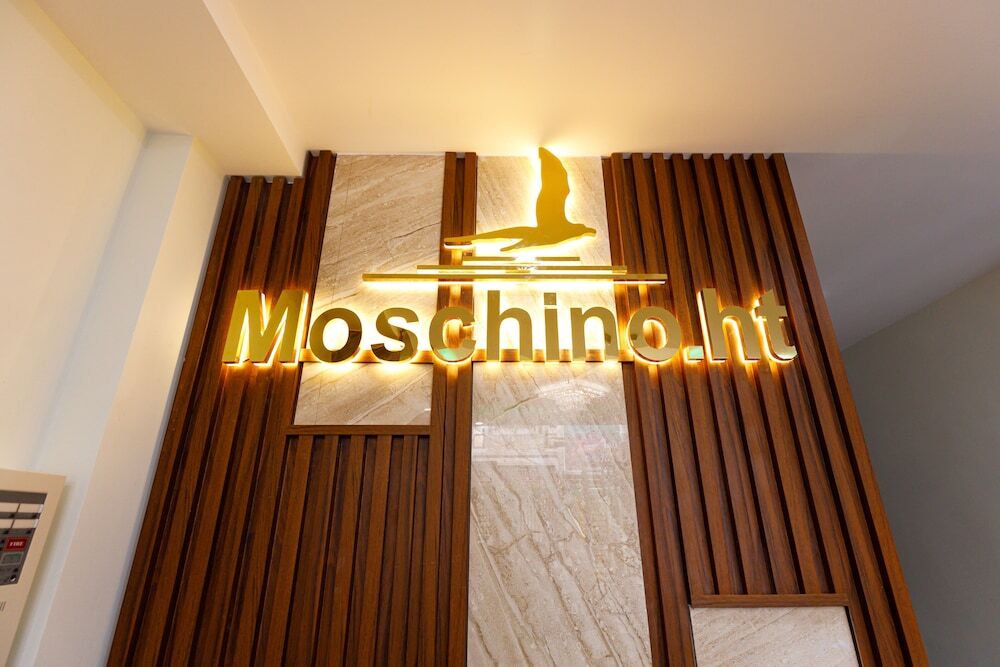 Нячанг: Moschino HT