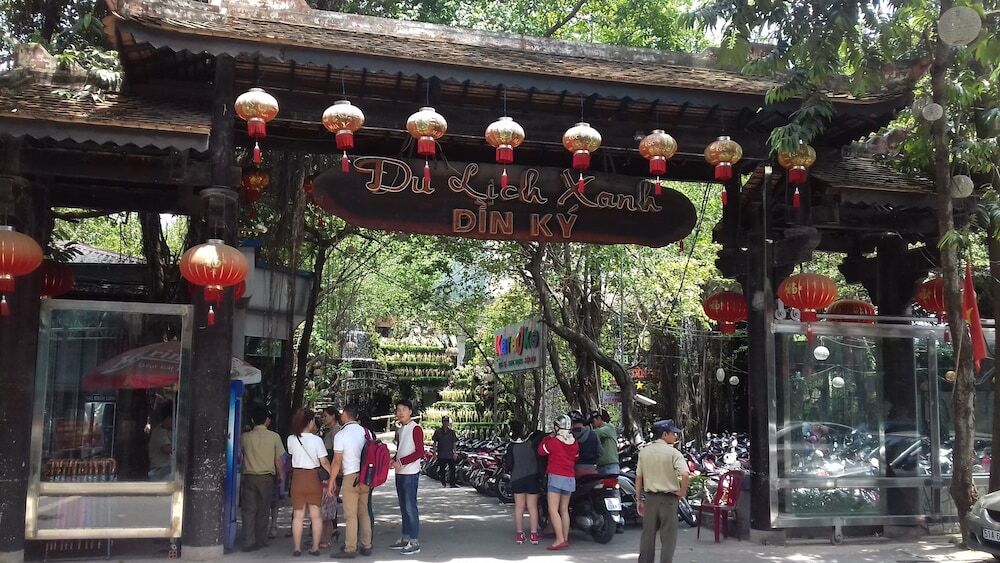 Пляж Thuan An: Din Ky Cong Chao Binh Duong