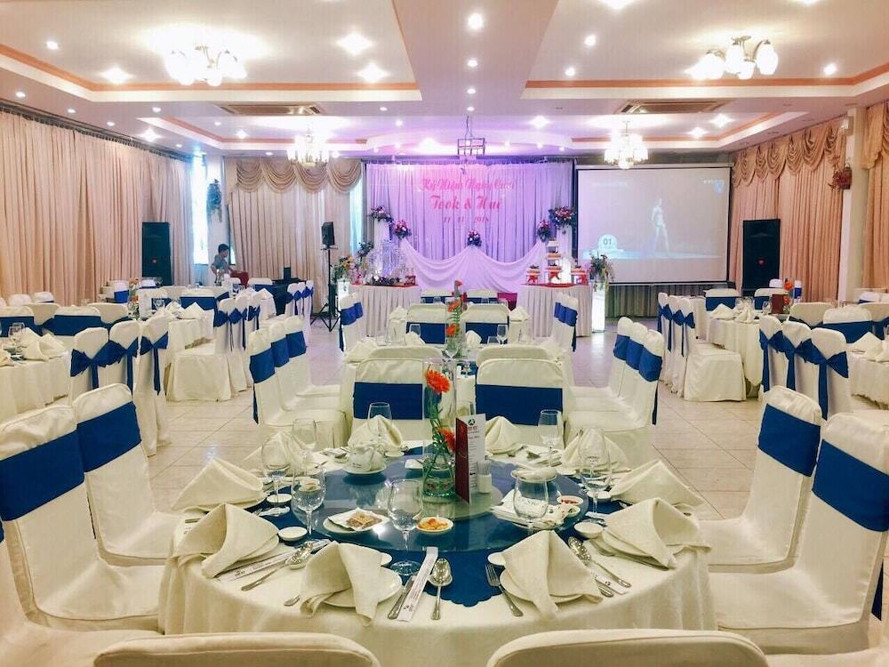 Пляж Thuan An: Din Ky Cong Chao Binh Duong